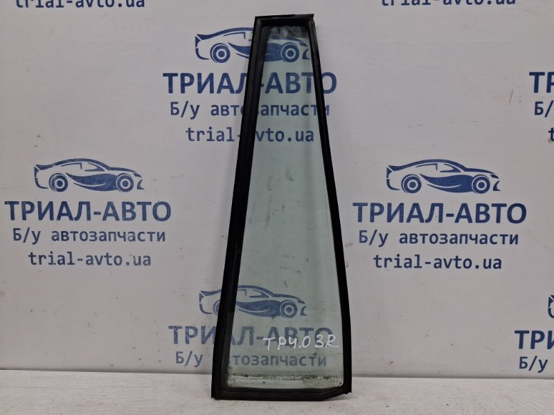 Стекло двери задней правой (форточка) Toyota Prado J120 4.0 1GR-FE 2002 (б/у) Киев - изображение 1