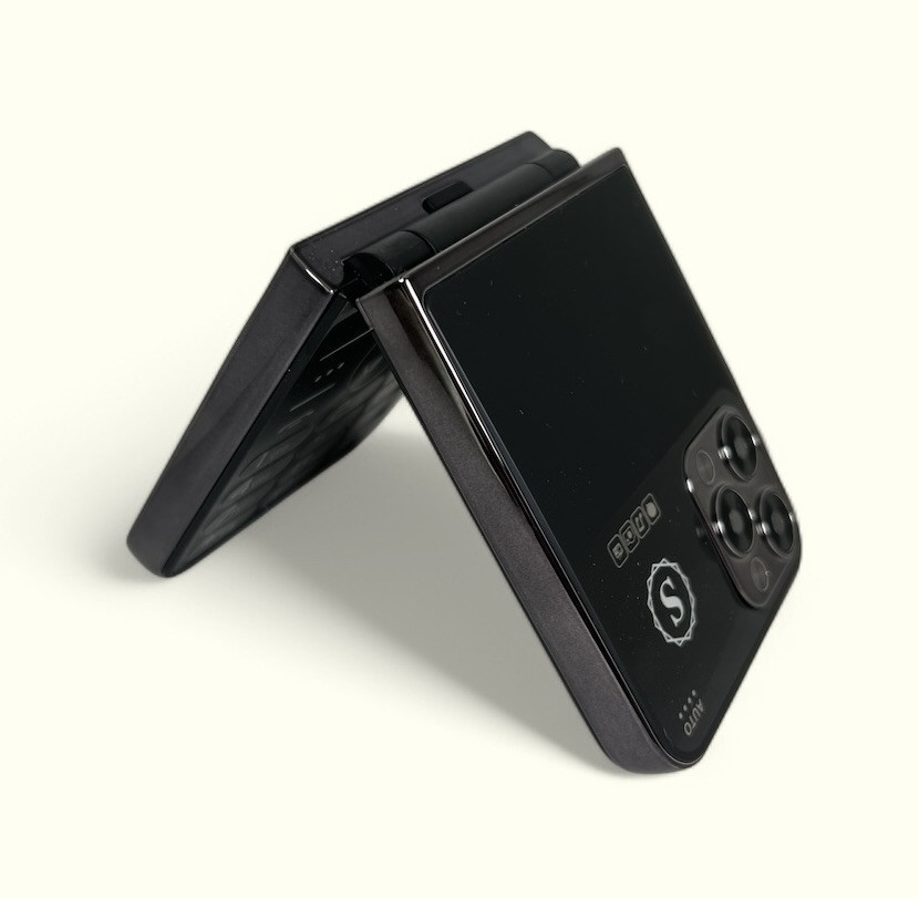 Кнопочный мобильный телефон раскладушка AIEK I15 Max на 4 сим карты Black Киев - изображение 6