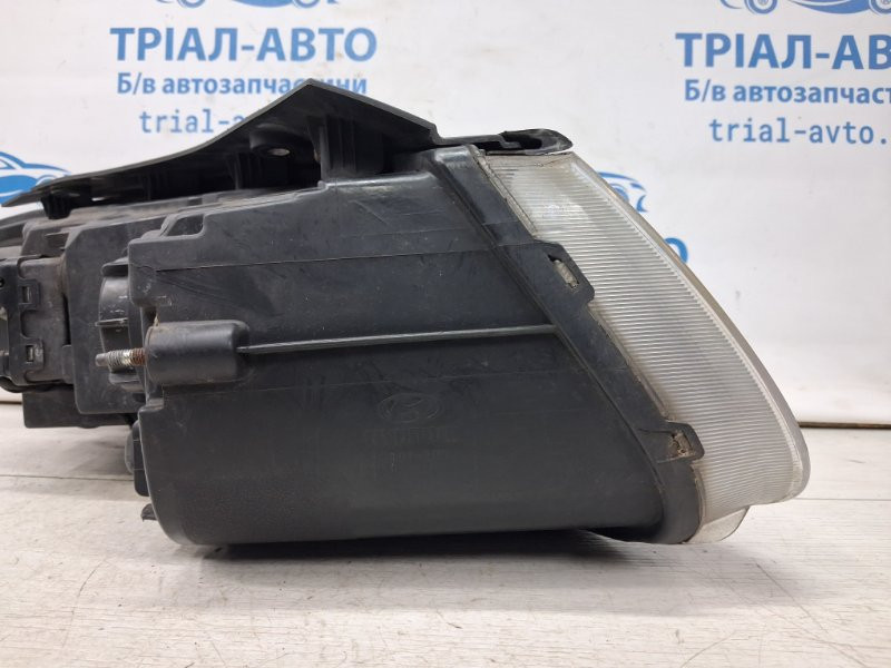 Фара левая Hyundai Santa fe CM 2.2 DIESEL D4HB 2005 (б/у) Київ - зображення 4