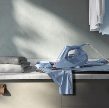 Утюг паровой Electrolux E7SI1-8DB 2400 Вт Киев - изображение 3