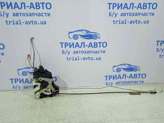 Замок двери передний правый Mitsubishi Lancer 9 1.6 БЕНЗИН 4G18 2003 (б/у) Київ