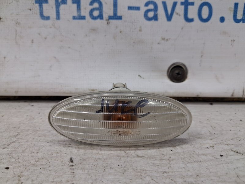 Повторитель поворотника Nissan Juke F15 1.6 TURBO MR16DDT 2010 (б/у) Київ - зображення 1