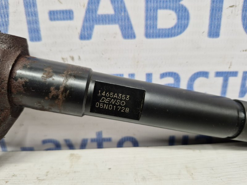 Форсунка топливная Mitsubishi Outlander XL 2.2 DIESEL 4N14 2007 (б/у) Киев - изображение 4