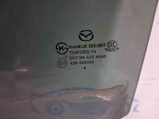 Стекло двери заднее левое Mazda 3 BM 2.2 DIESEL 2013 (б/у) Київ