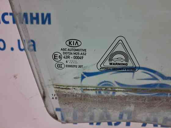 Стекло двери переднее правое Kia Sportage QL 1.7 DIESEL D4FD 2015 (б/у) Київ