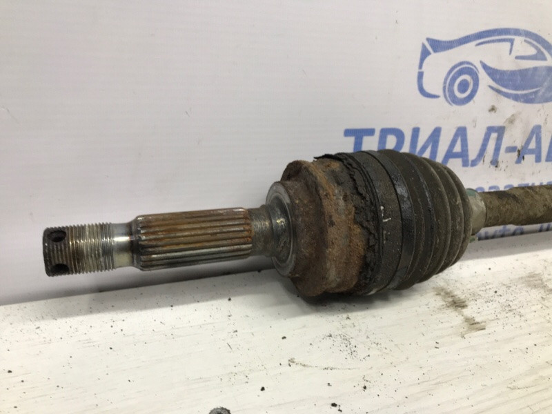 Привод задний правый Mitsubishi Outlander XL 2.2 DIESEL 4N14 2007 (б/у) Київ - зображення 2