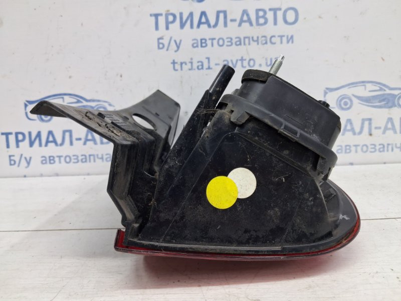 Фонарь задний внешний левый Dacia Duster HS 1.5 DIESEL K9K 2010 (б/у) Київ - зображення 6