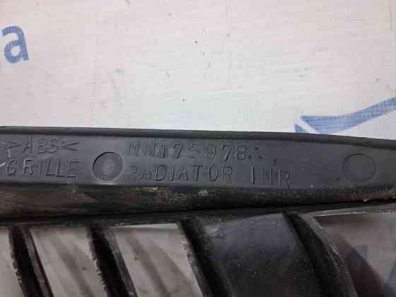 Решетка радиатора Mitsubishi Outlander 2003-2006 MN175978 (Арт. 66605) Киев