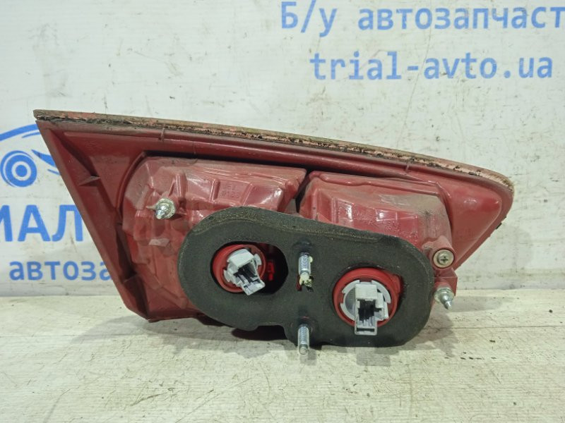 Фонарь задний внутренний правый Mitsubishi Lancer 10 2007 (б/у) Киев - изображение 3