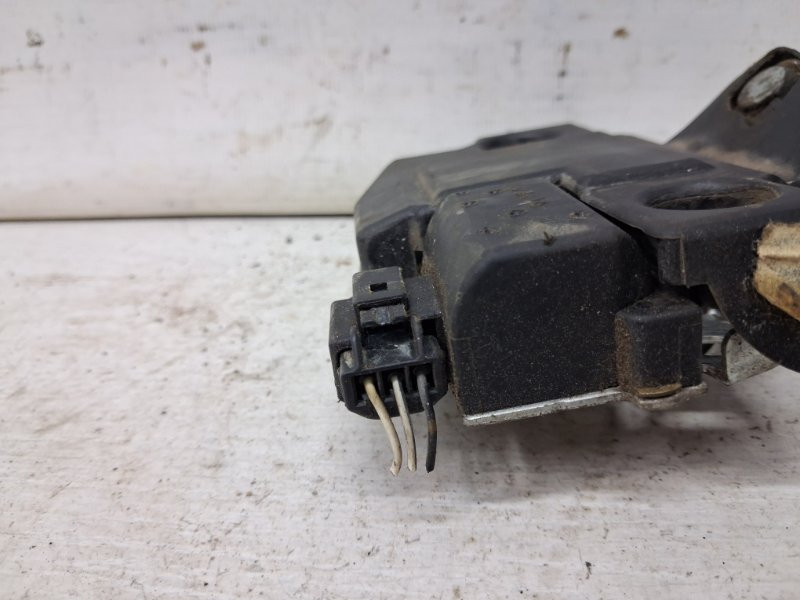 Замок крышки багажника Toyota Camry XV40 2.4 БЕНЗИН 2AZFE 2006 (б/у) Киев - изображение 3