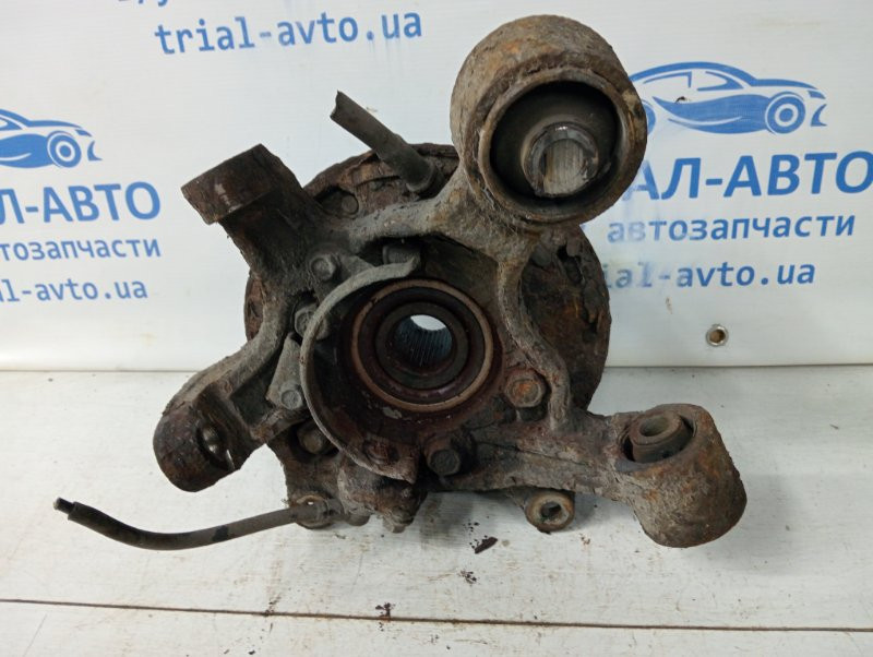 Цапфа задняя правая со ступицей Mitsubishi Pajero Wagon 3 3.2 ДИЗЕЛЬ 4M41 1999 (б/у) Киев - изображение 4