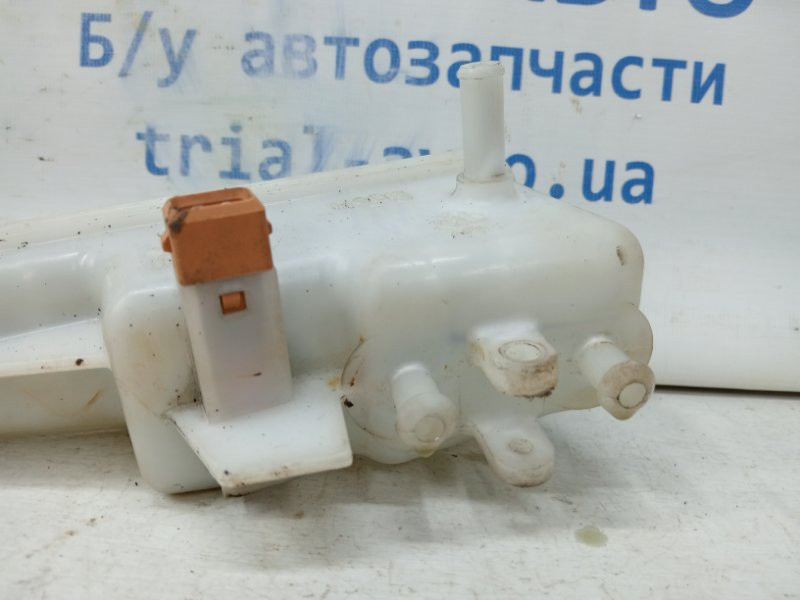 Бачок главного тормозного цилиндра Kia Ceed JD 1.6 DIESEL D4FB 2012 (б/у) Киев - изображение 2