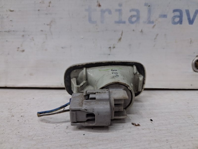 Повторитель поворотника Toyota Prado J120 4.0 1GR-FE 2002 (б/у) Київ - зображення 2