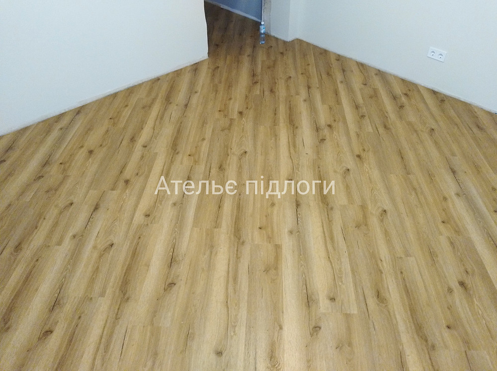 Укладання ламінату, кварц вінілу, паркетної дошки,, лінолеуму, плінтусів. Киев - изображение 3