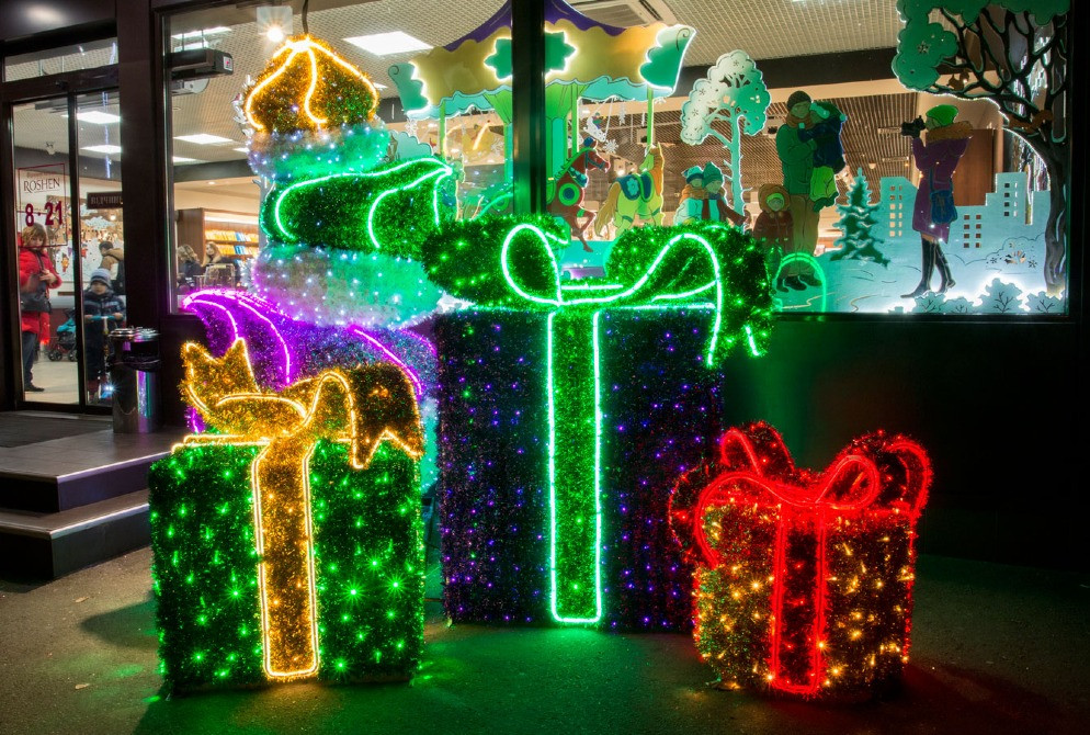 Монтаж демонтаж та продаж новорічних гірлянд Київ - зображення 4