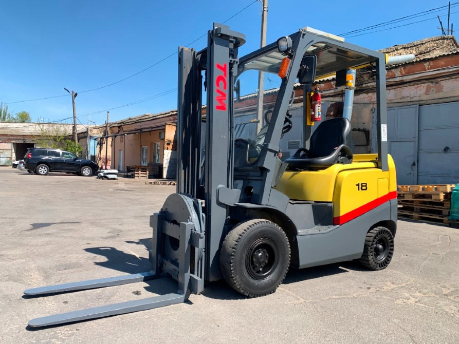 Вилочный дизельный автопогрузчик TCM (Nissan) с ротатором, кабиной и печкой. 2017 года Днепр - изображение 1