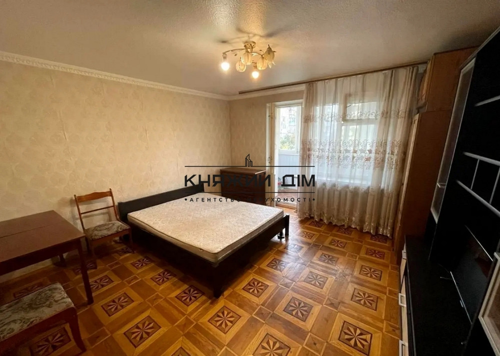 Чотирокімнатна квартира на Шулявці. Код об'єкта: 1127707 Київ - зображення 1