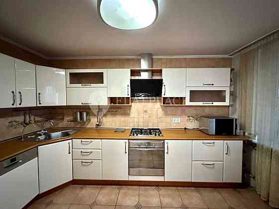 продажа 3-к квартира Киев, Голосеевский, 149999 $ Київ