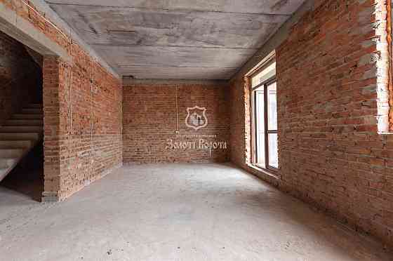 продажа 3-к таунхаус Броварский, Погребы, 102000 $ 