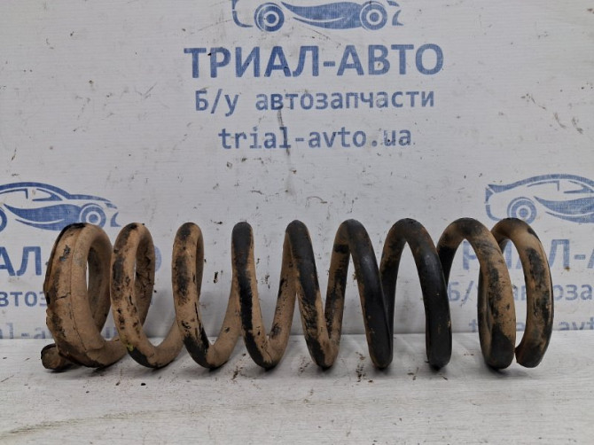 Пружина передняя Nissan Navara D40 2.5 DIESEL YD25DDTI 2004 (б/у) Киев - изображение 1