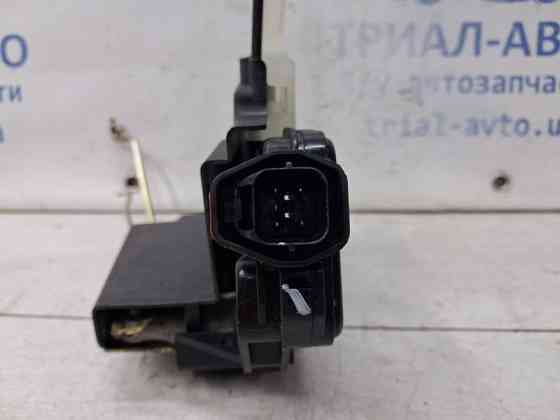 Замок двери передний правый Hyundai Tucson 2004-2009 813202E010 (Арт. 66560) Київ