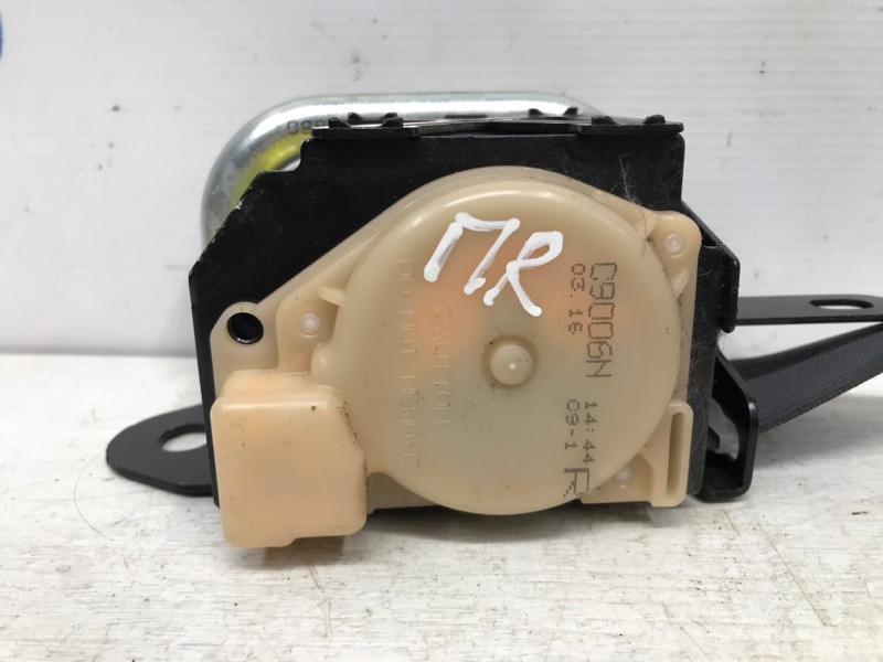 Ремень безопасности передний правый Mitsubishi Outlander CU 2.4 БЕНЗИН 4G69 2003 (б/у) Київ - зображення 3