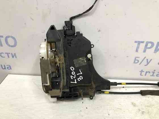 Замок двери задний левый Mitsubishi L200 KB 2.5 ДИЗЕЛЬ 4D56U 2006 (б/у) Київ