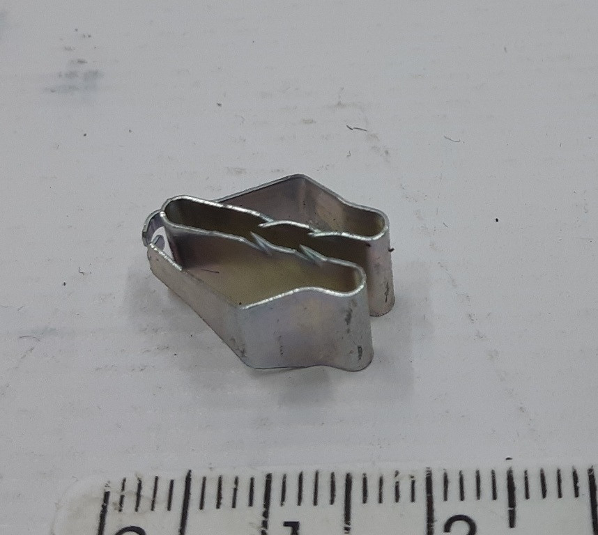 2Клипса MOUNTING CLIP 1.5-2.5x2-5 Tesla model X 1052044-00-A Киев - изображение 1