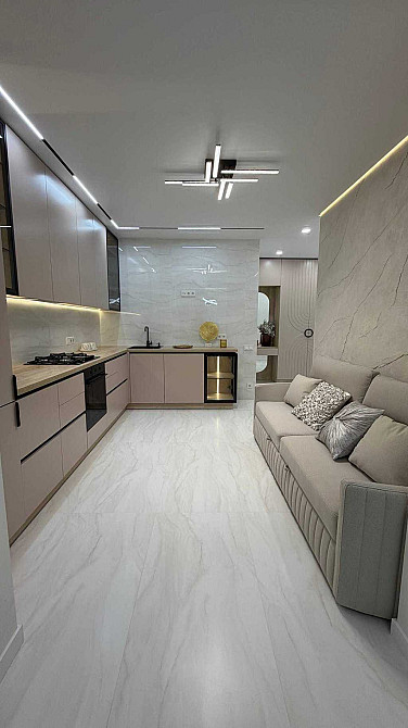 продаж 2-к квартира Києво-Святошинський, Софіївська Борщагівка, 155000 $  - зображення 3