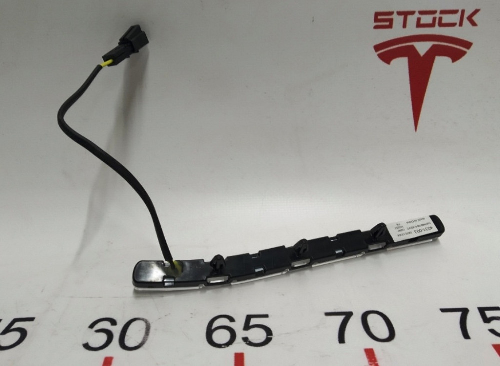 2Подсветка карты двери задней левой Tesla model S, model S REST 1007988-00-F Киев - изображение 2