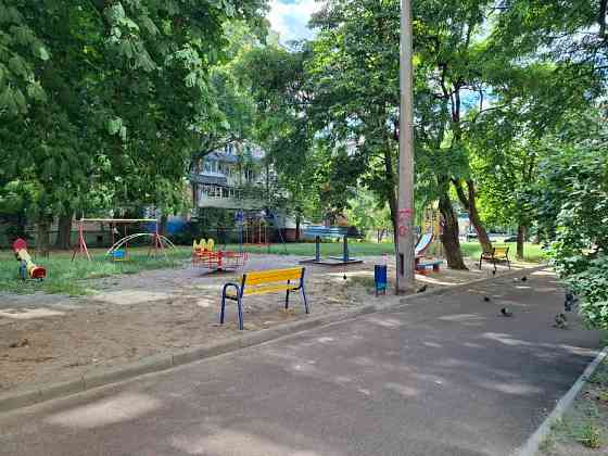 Перший продаж квартирири по вулиці Курчатова Академіка, 22. Киев