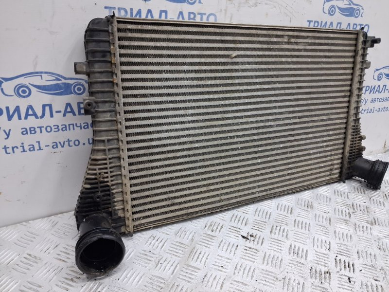 Радиатор интеркуллера Volkswagen Caddy 2K 1.9 DIESEL BJB 2003 (б/у) Київ - зображення 2