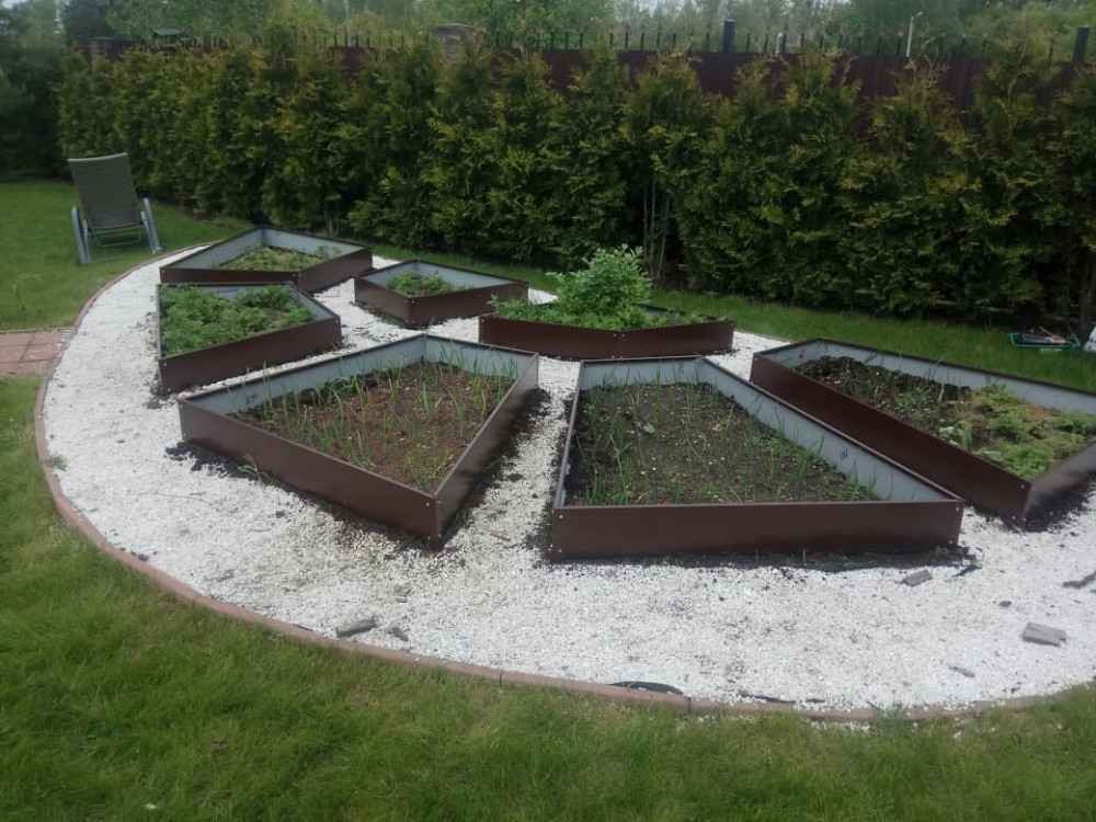 Тепла клумба, висока грядка, квітник Киев - изображение 6