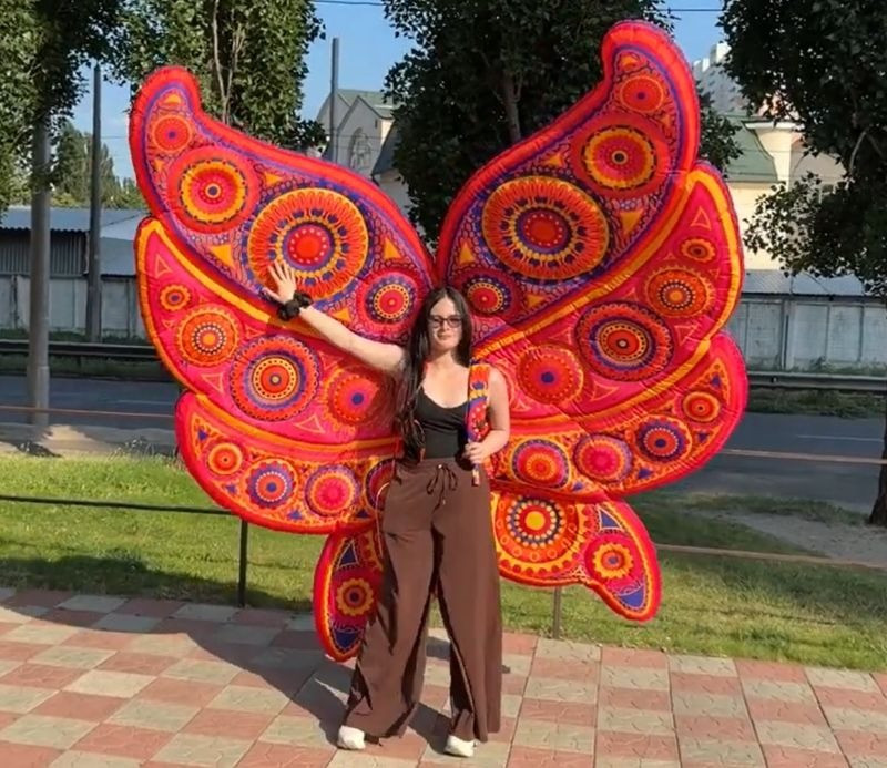 Крылья надувные на человека 3х3 м 2 кг 4 часа работы на одном заряде Киев - изображение 2