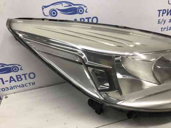 Фара правая галоген Ford Kuga CBS 2.0 DIESEL 2011 (б/у) Київ