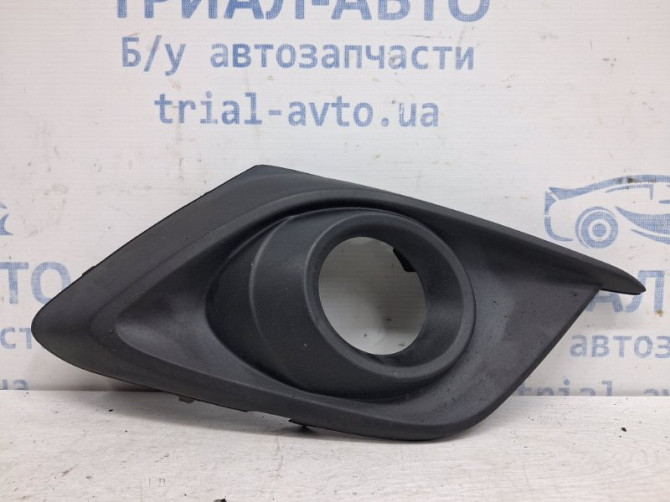 Решетка противотуманки правая Mazda 3 BM 2.2 DIESEL 2013 (б/у) Київ - зображення 1