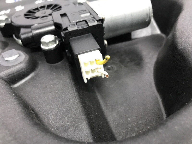 Стеклоподъемник задний левый Mazda 3 2013-2019 BHN97397XA (Арт. 50105) Київ - зображення 3