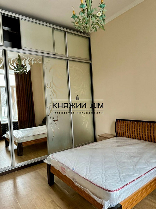 Без комісії! Оренда 2-х к. квартири студіо в центрі Києва Майдан Незалежності. № 11203679 Київ - зображення 2