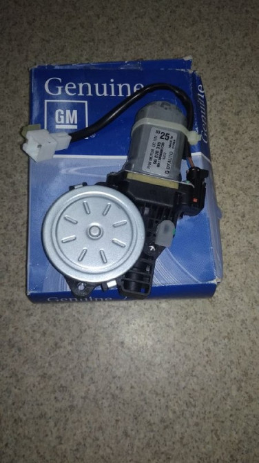 Моторедуктор стеклоподъемника Aveo T250/255 Днепр - изображение 1