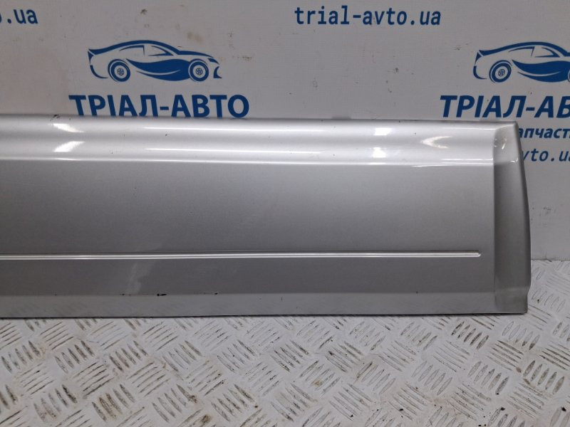 Накладка двери Kia Sorento BL 2.5 DIESEL D4CB 2002 перед. лев. (б/у) Київ - зображення 3