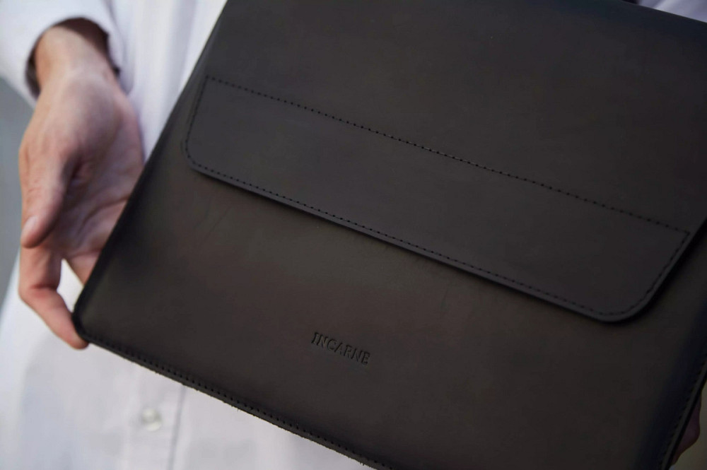 Чехол для ноутбука винтажный Incarne Line MacBook Pro 14" 2021-2025 line-black-vintage-pro-14 черный Київ - зображення 9