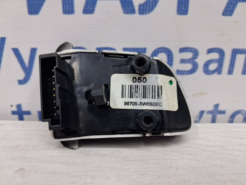 Кнопки руля Kia Sportage SL 1.7 DIESEL D4FD 2010 (б/у) Київ - зображення 2