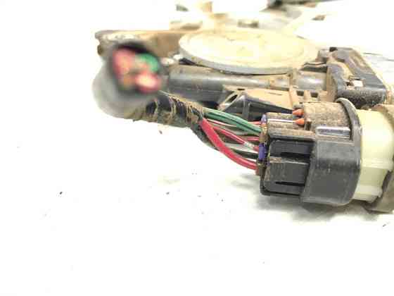 Стеклоподъемник Mitsubishi L200 KB 2.5 ДИЗЕЛЬ 4D56U 2006 задн. (б/у) Київ