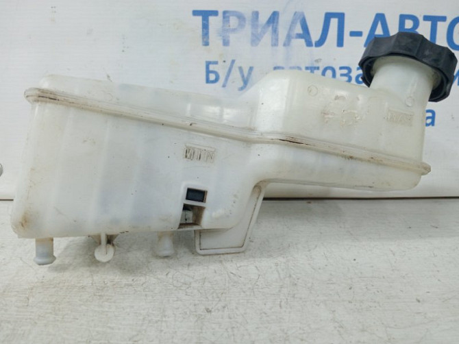 Бачок главного тормозного цилиндра Kia Sportage SL 1.7 DIESEL D4FD 2010 (б/у) Київ - зображення 2
