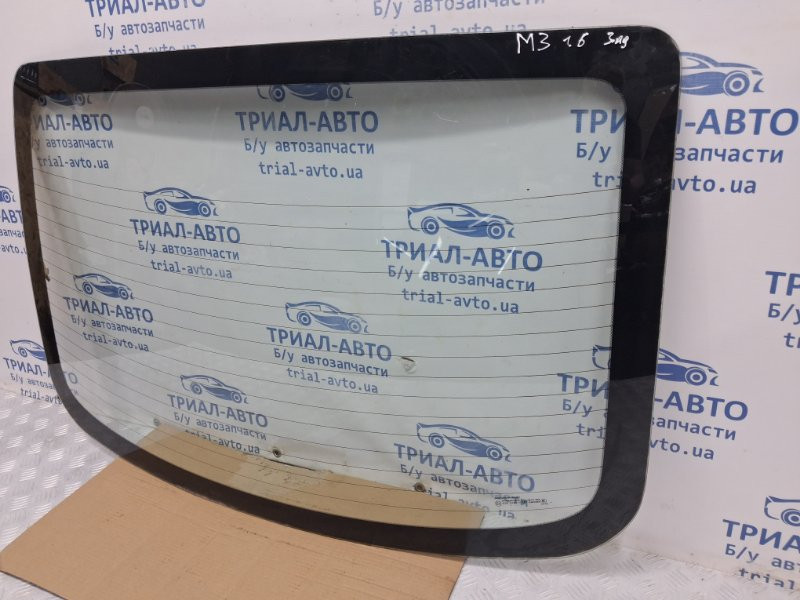 Стекло в кузов заднее Mazda 3 BK 1.6 БЕНЗИН Z6 2003 (б/у) Киев - изображение 3
