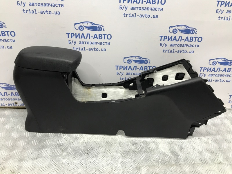 Подлокотник Kia Sportage SL 1.7 DIESEL D4FD 2010 (б/у) Київ - зображення 1