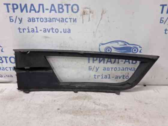 Решетка переднего бампера правая Skoda Octavia 2013-2020 5E0807682 (Арт. 80693) Київ