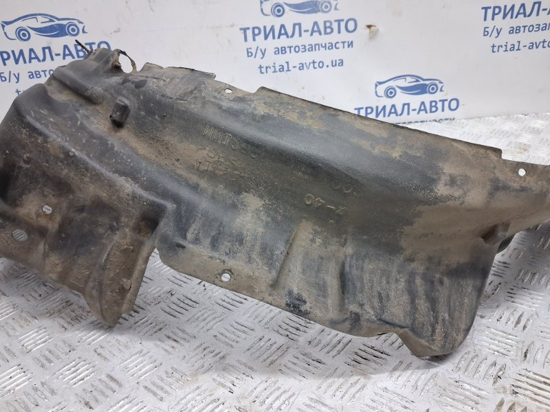 Подкрылок передний правый Mitsubishi Lancer 9 1.6 БЕНЗИН 4G18 2003 (б/у) Київ - зображення 3