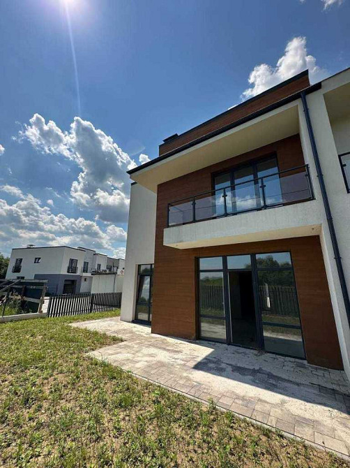 продажа 5-к таунхаус Ивано-Франковск, Волчинец, 150400 $  - зображення 2