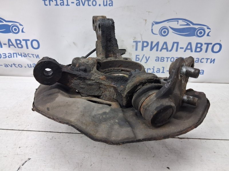 Кулак поворотный левый со ступицей Toyota Avensis T25 2.0 DIESEL 1ADFTV 2002 (б/у) Київ - зображення 1